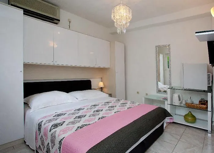 فندق Alma سبليت