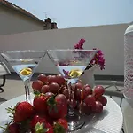فندق Alma